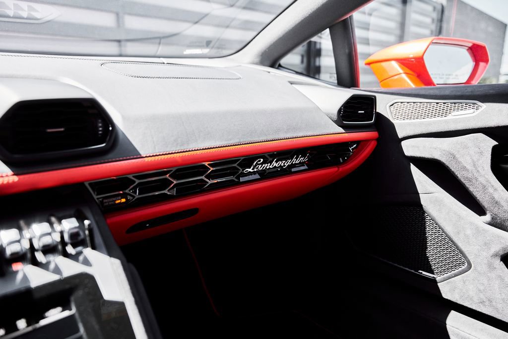 Used 2023 Lamborghini Huracan Tecnica image 71