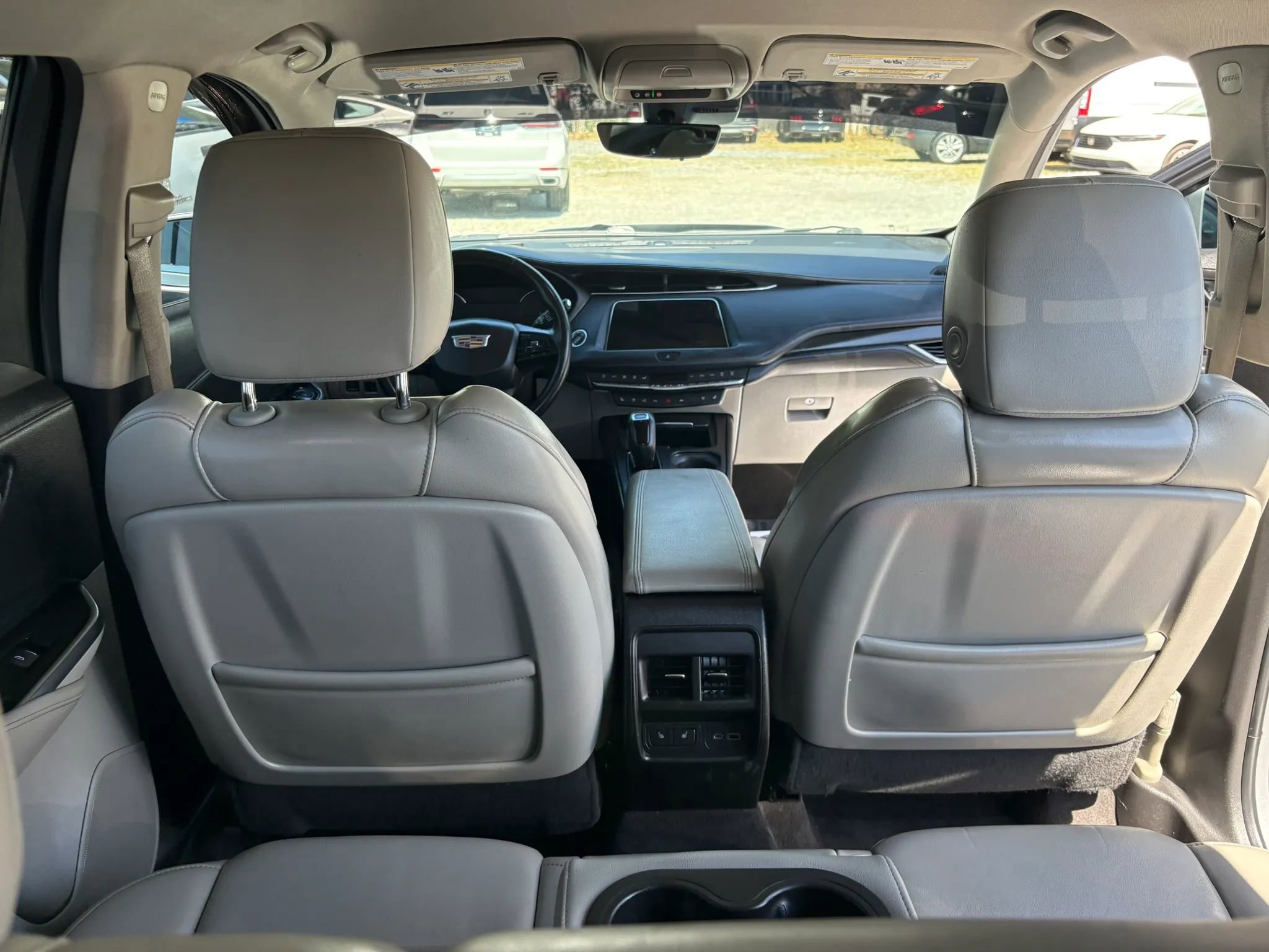 Used 2019 Cadillac XT4 Premium Luxury w/ Enhanced Visibility Package FWD image 18