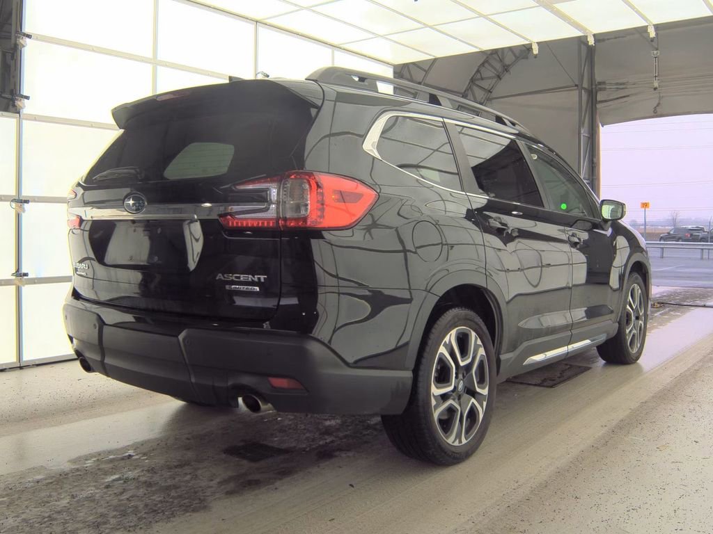 Used 2023 Subaru Ascent Limited image 6