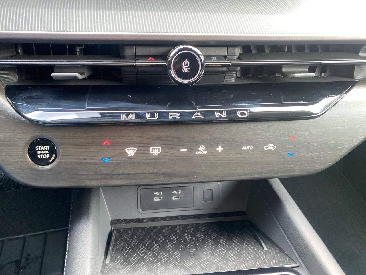 Used 2025 Nissan Murano SV image 19