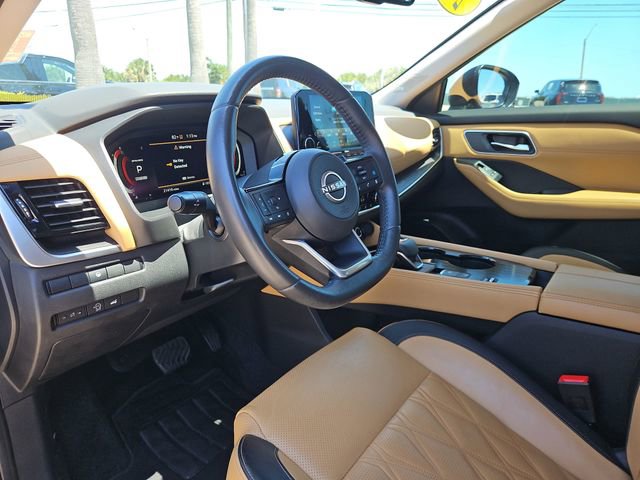 Used 2023 Nissan Rogue Platinum FWD image 15