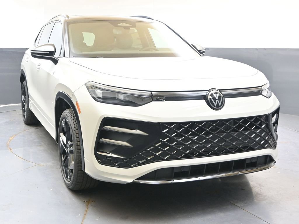 New 2026 Volkswagen Tiguan SE R-Line AWD/4WD image 8