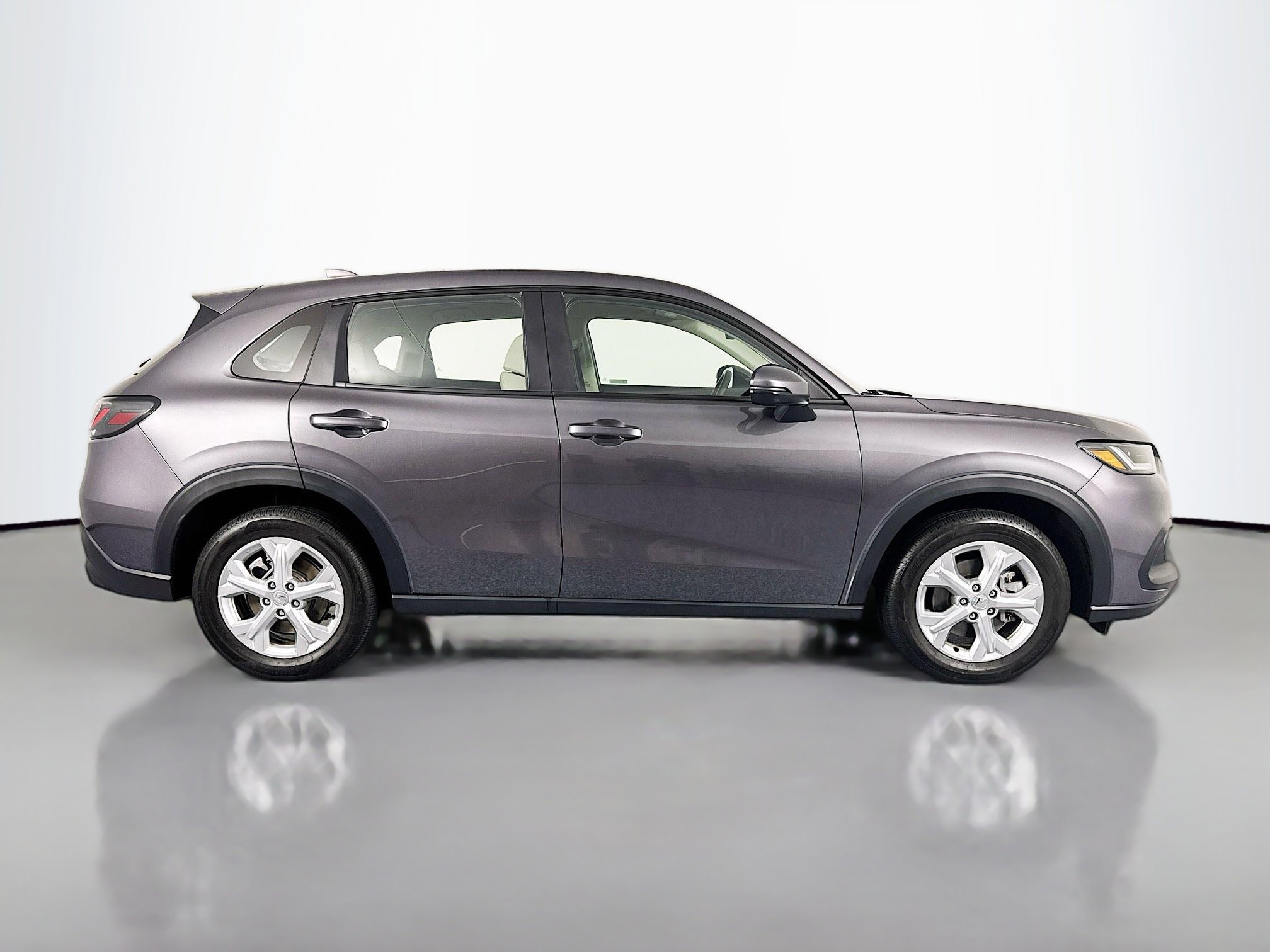 Certified 2024 Honda HR-V LX image 4