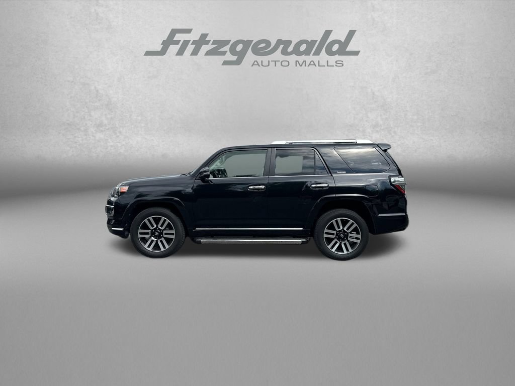 Used 2017 Toyota 4Runner Limited w/ Convenience Package AWD/4WD image 4