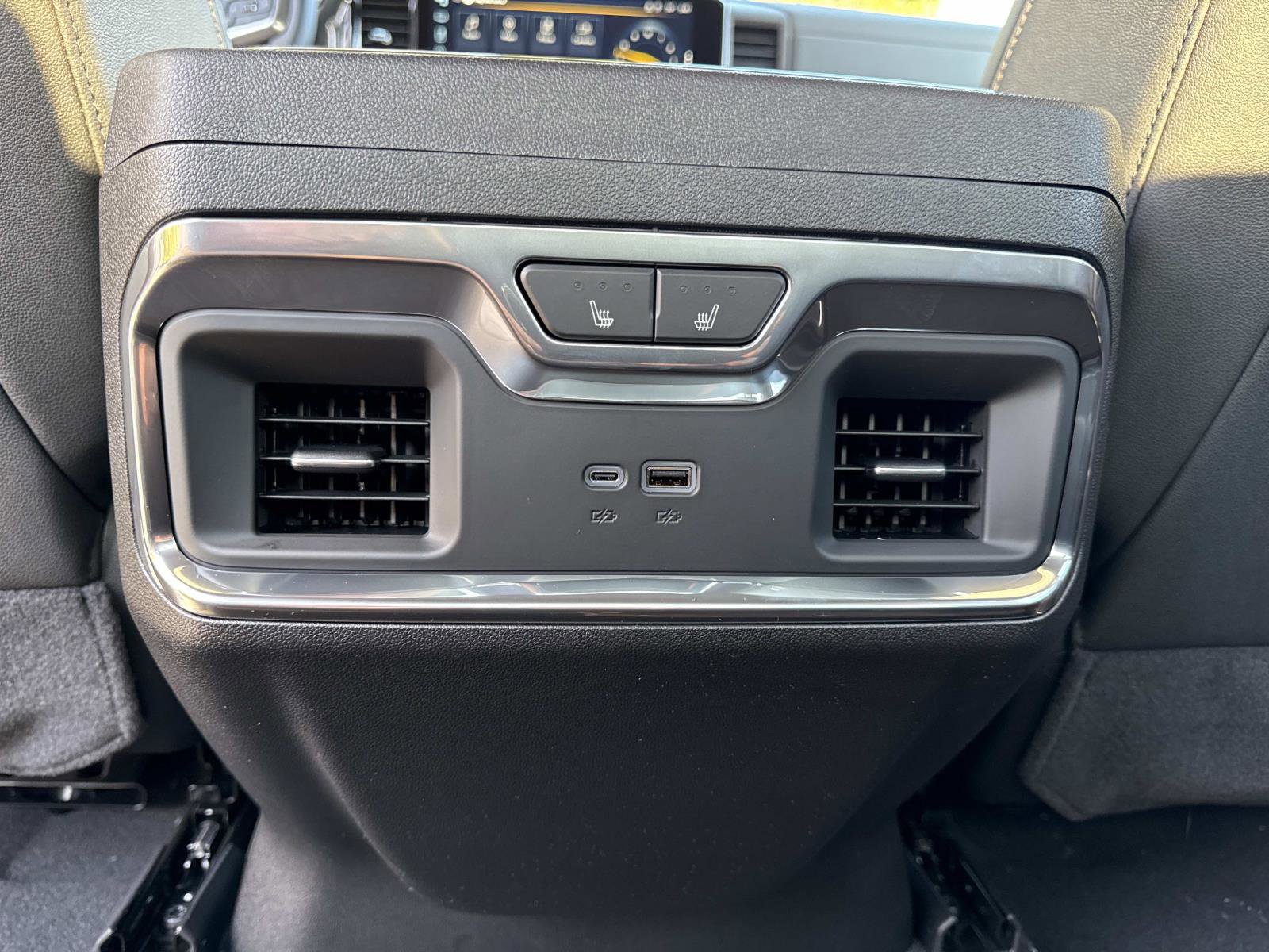 New 2026 Chevrolet Silverado 3500 LTZ w/ LTZ Convenience Package image 33