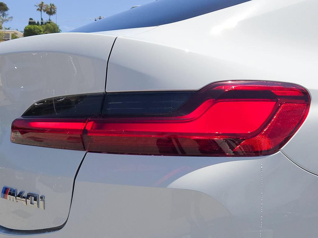 Used 2024 BMW X4 M40i w/ Premium Package AWD/4WD image 5
