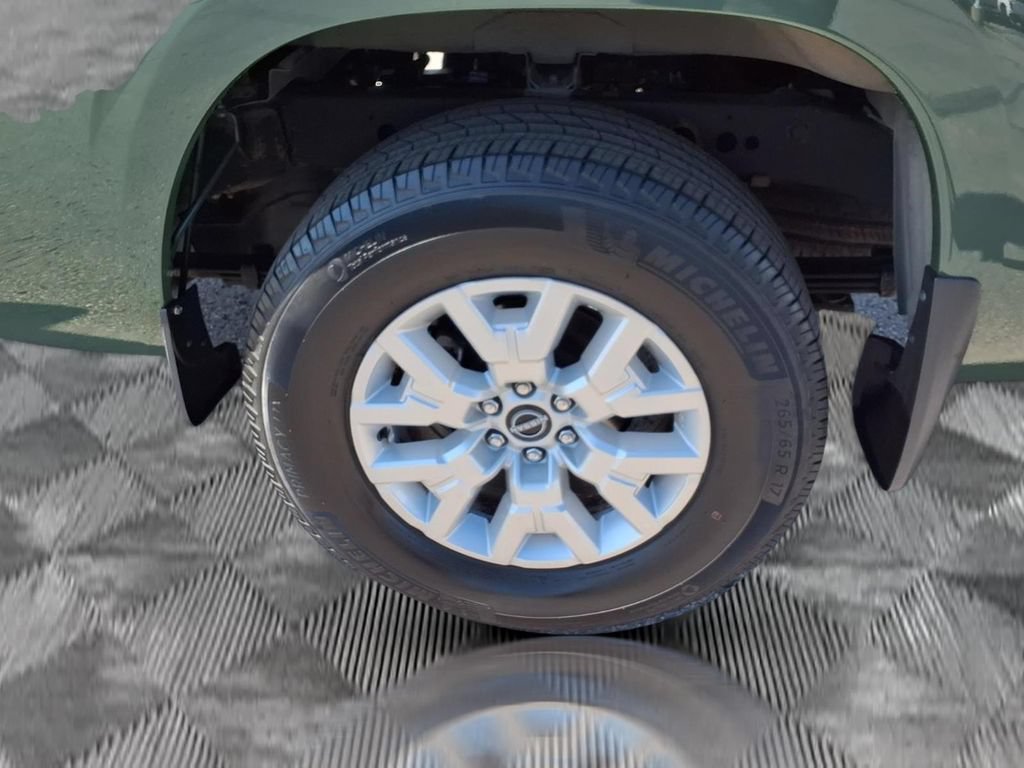 Used 2023 Nissan Frontier SV w/ SV Convenience Package RWD image 28