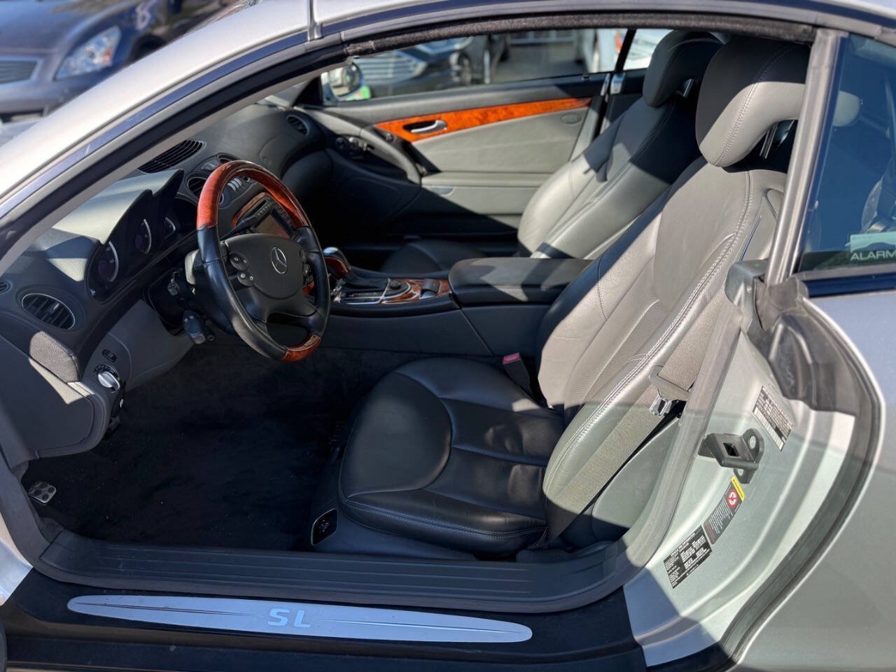 Used 2003 Mercedes-Benz SL 500 image 29