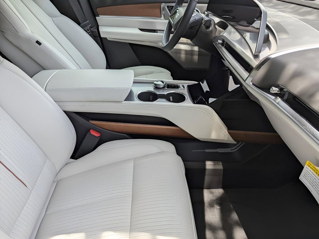 New 2026 Cadillac Vistiq Sport AWD/4WD image 19