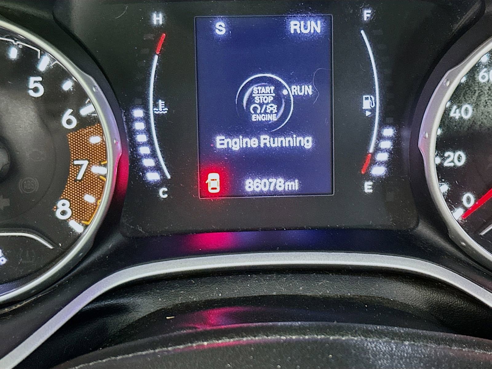 Used 2017 Jeep Compass Sport w/ Cold Weather Group image 13