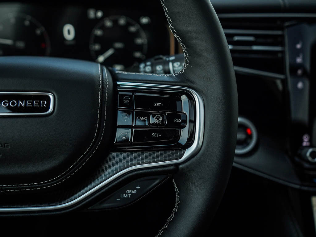 New 2026 Jeep Grand Wagoneer L Summit AWD/4WD image 25