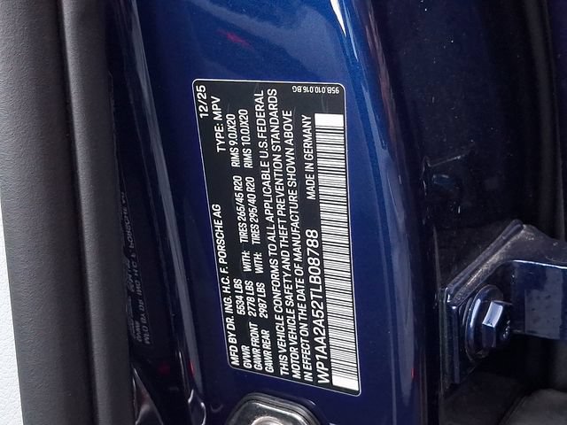 Certified 2026 Porsche Macan AWD/4WD image 29