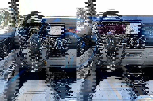 Certified 2025 Mercedes-Benz GLA 250 4MATIC image 11