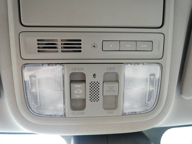 Used 2014 Honda Odyssey EX-L image 25
