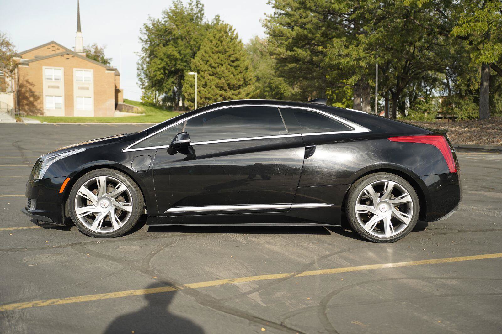 Used 2014 Cadillac ELR w/ Luxury Package FWD image 2