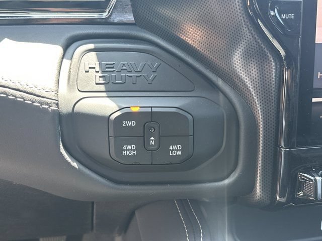 New 2026 RAM 2500 Limited AWD/4WD image 29