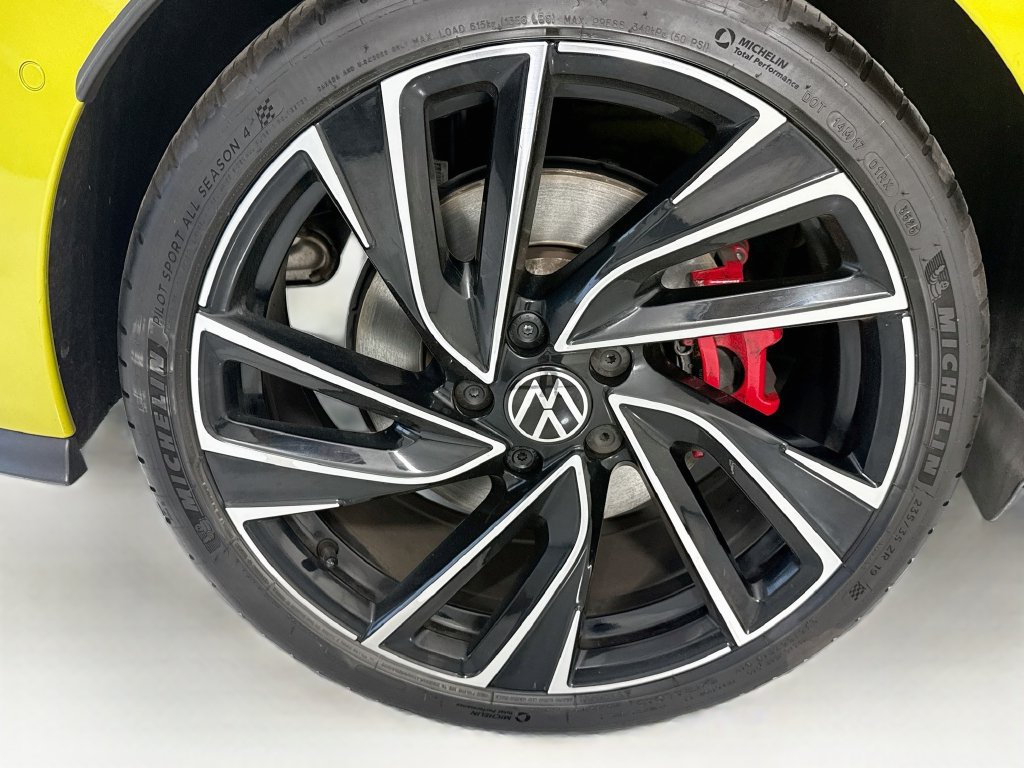 Used 2022 Volkswagen GTI Autobahn FWD image 33