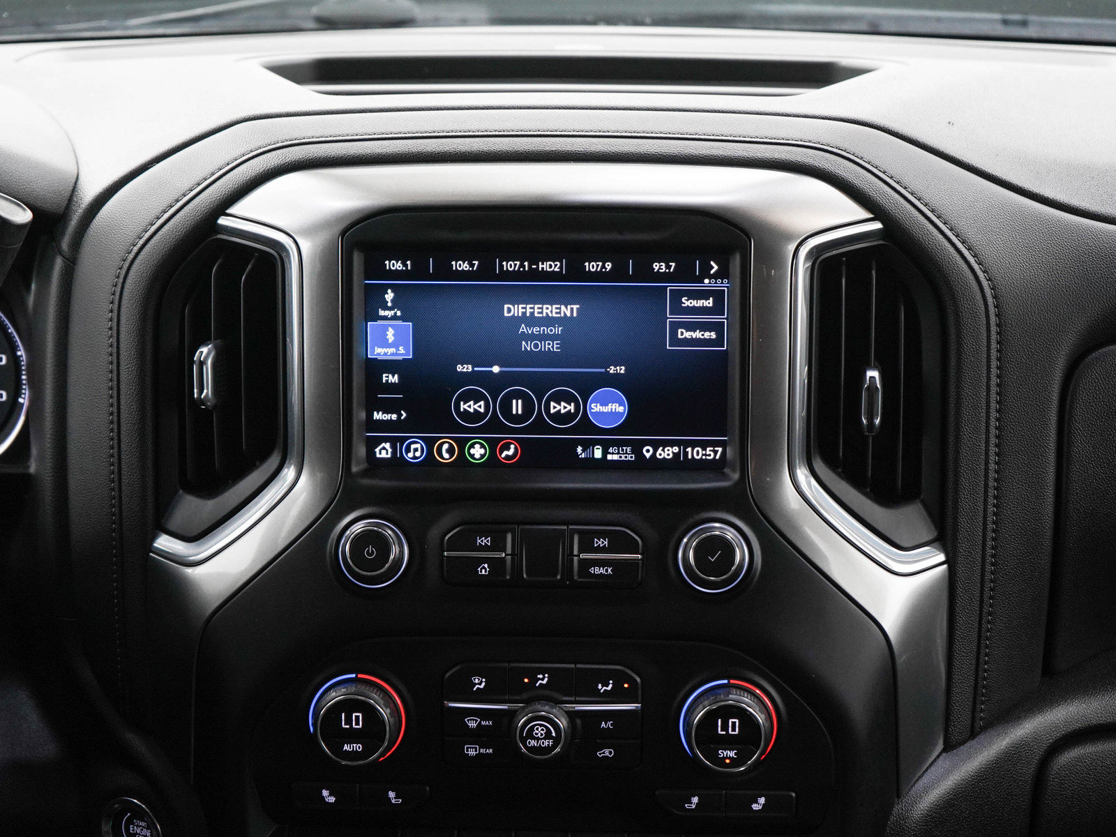Used 2020 Chevrolet Silverado 1500 RST w/ All-Star Edition AWD/4WD image 15