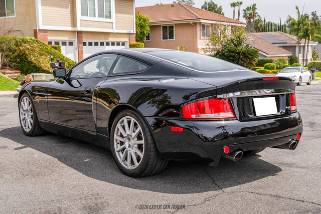 Used 2005 Aston Martin Vanquish S RWD image 6