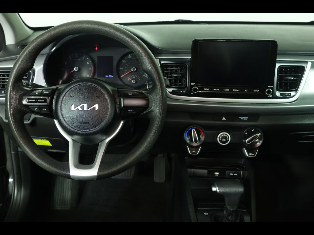 Used 2023 Kia Rio LX FWD image 9