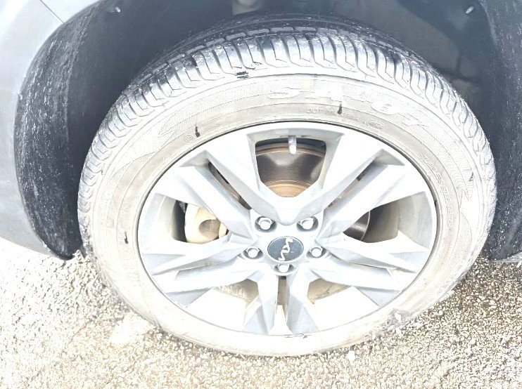 Used 2022 Kia Seltos S image 3