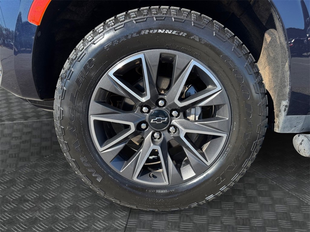 Used 2021 Chevrolet Tahoe Z71 w/ Rear Media and Nav Package image 14