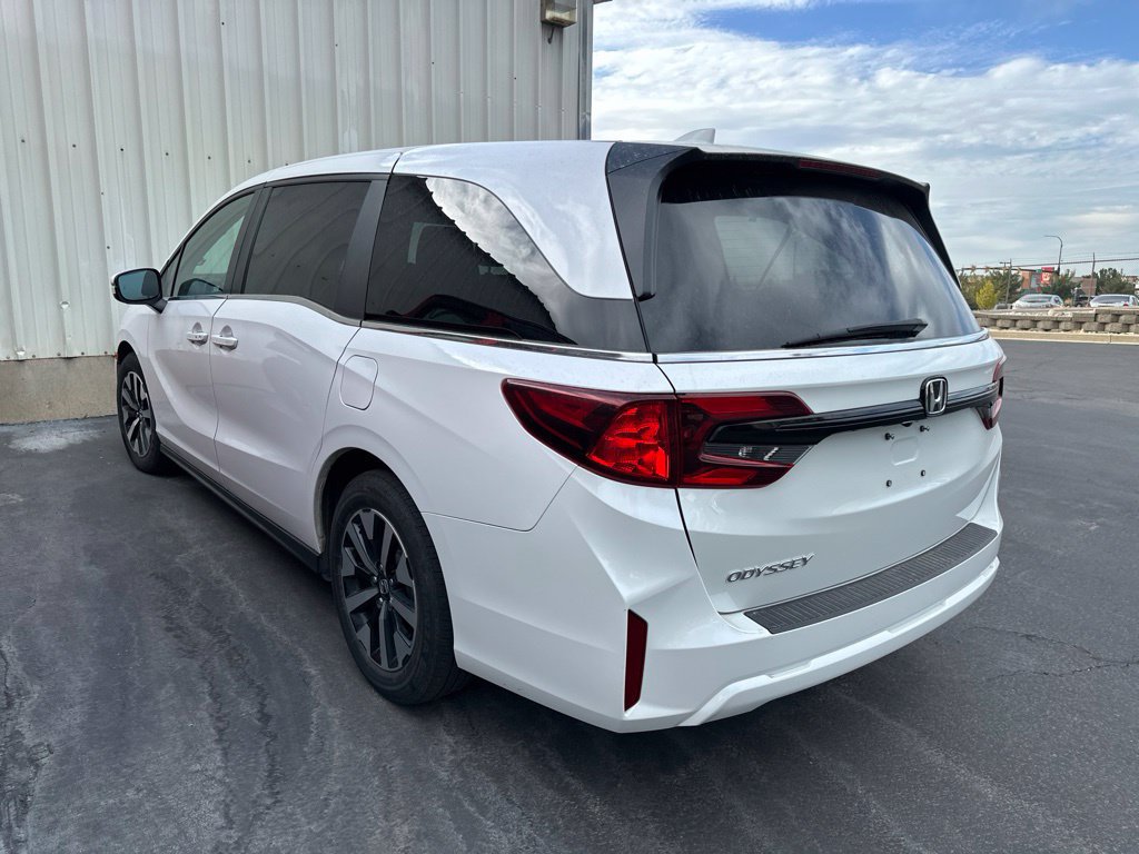 Used 2025 Honda Odyssey EX-L image 6