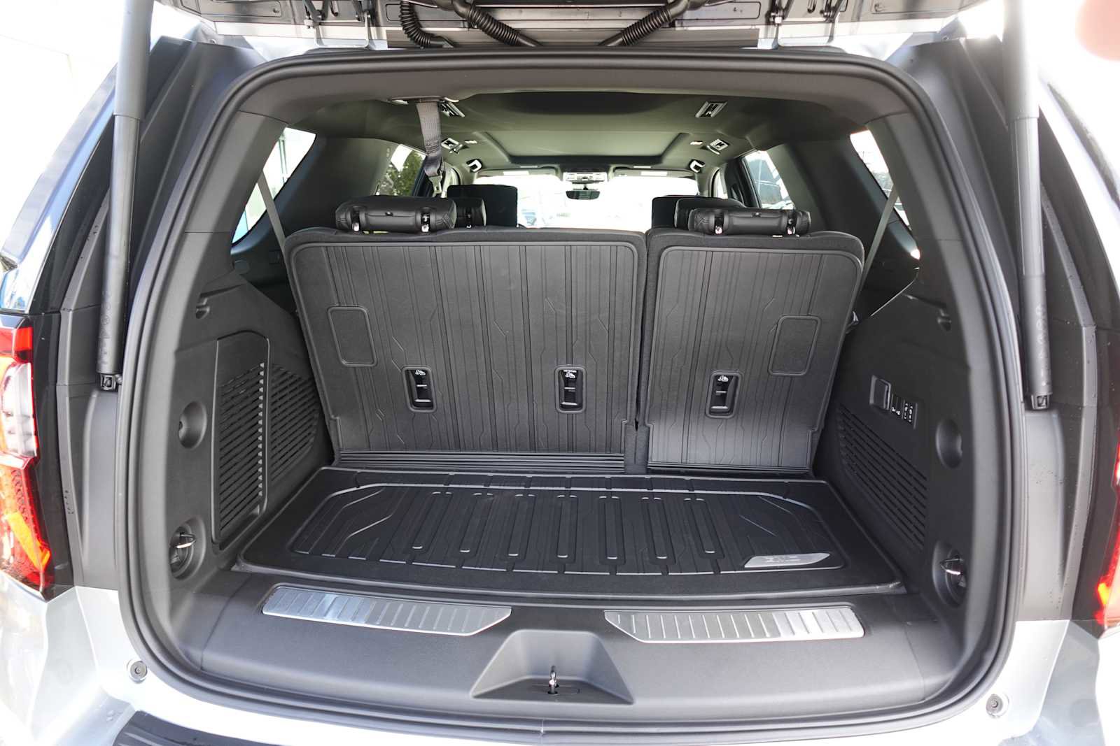 New 2026 GMC Yukon Denali w/ Denali Reserve Package image 30