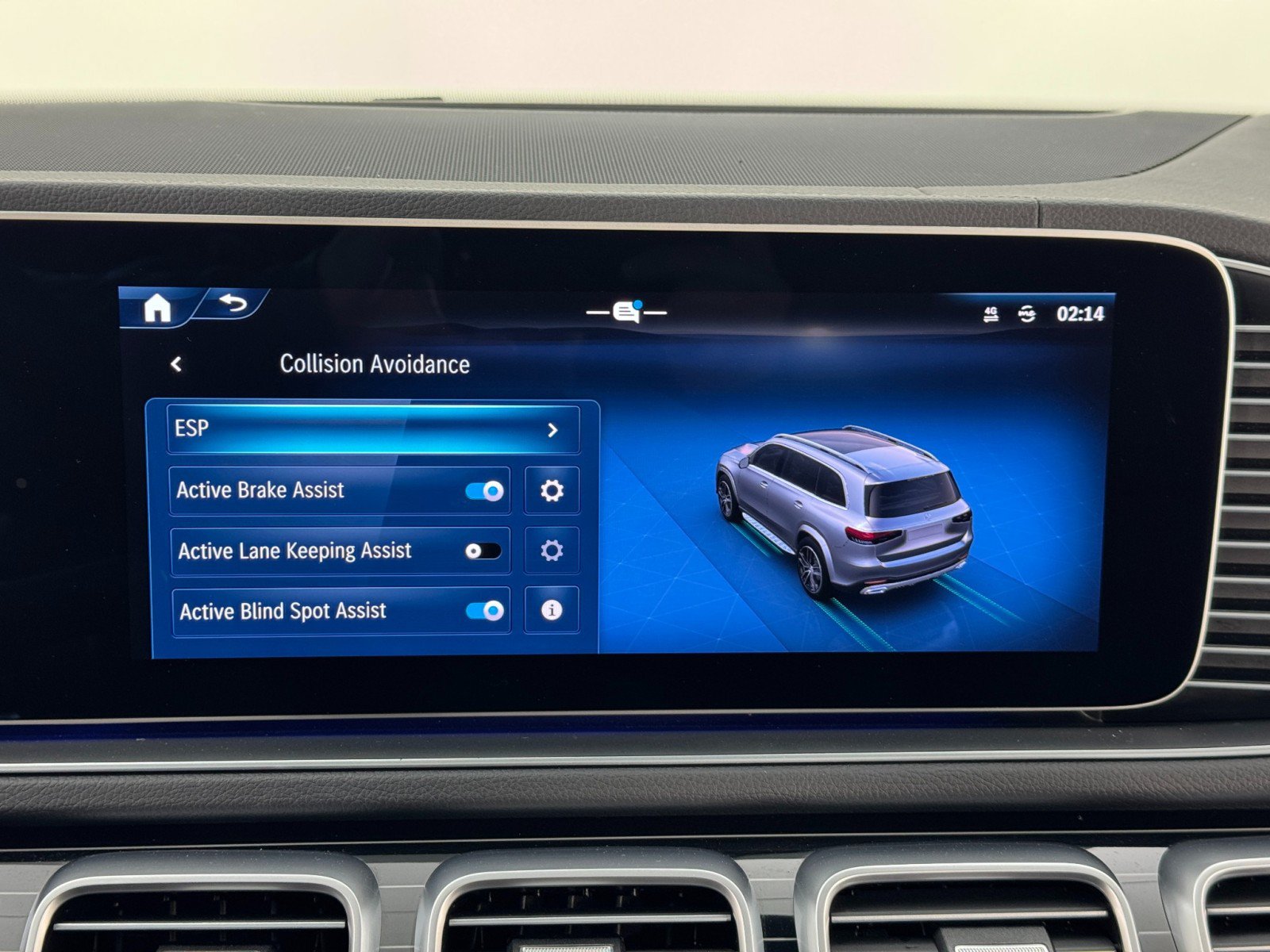 Used 2024 Mercedes-Benz GLS 580 4MATIC image 35