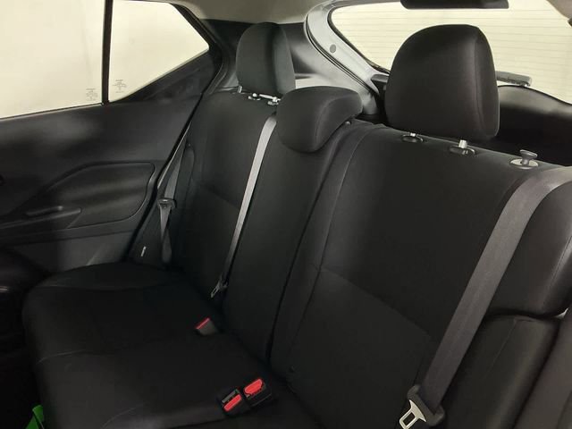 New 2025 Nissan Kicks Play S image 11