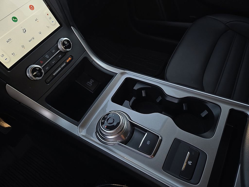 Used 2024 Ford Edge SEL w/ Convenience Package image 20