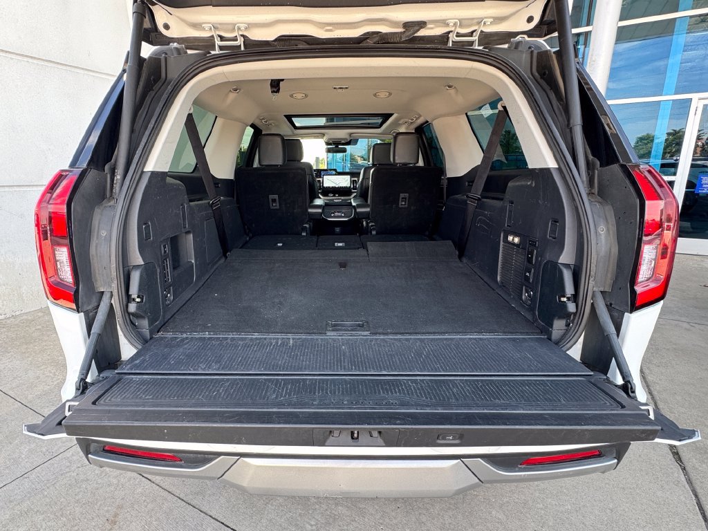 Used 2025 Ford Expedition Max Platinum AWD/4WD image 35