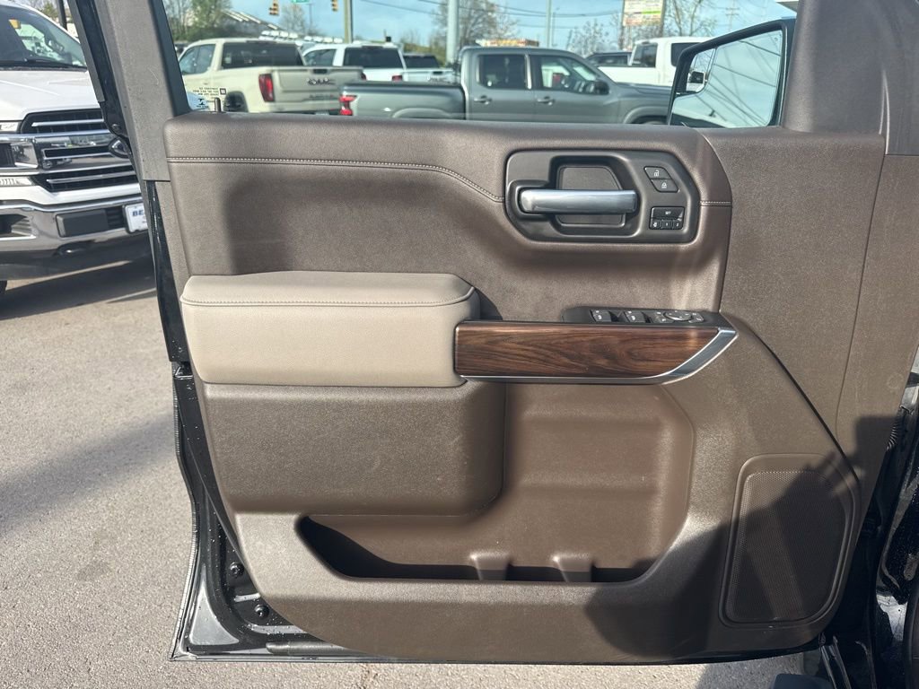 Used 2021 GMC Sierra 1500 SLT image 10