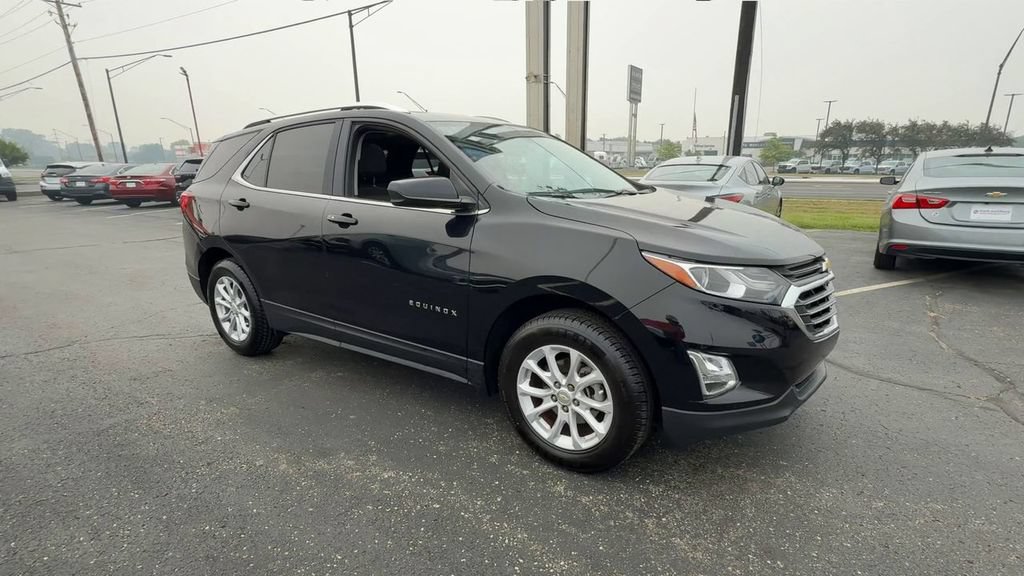 Used 2020 Chevrolet Equinox LT AWD/4WD image 2