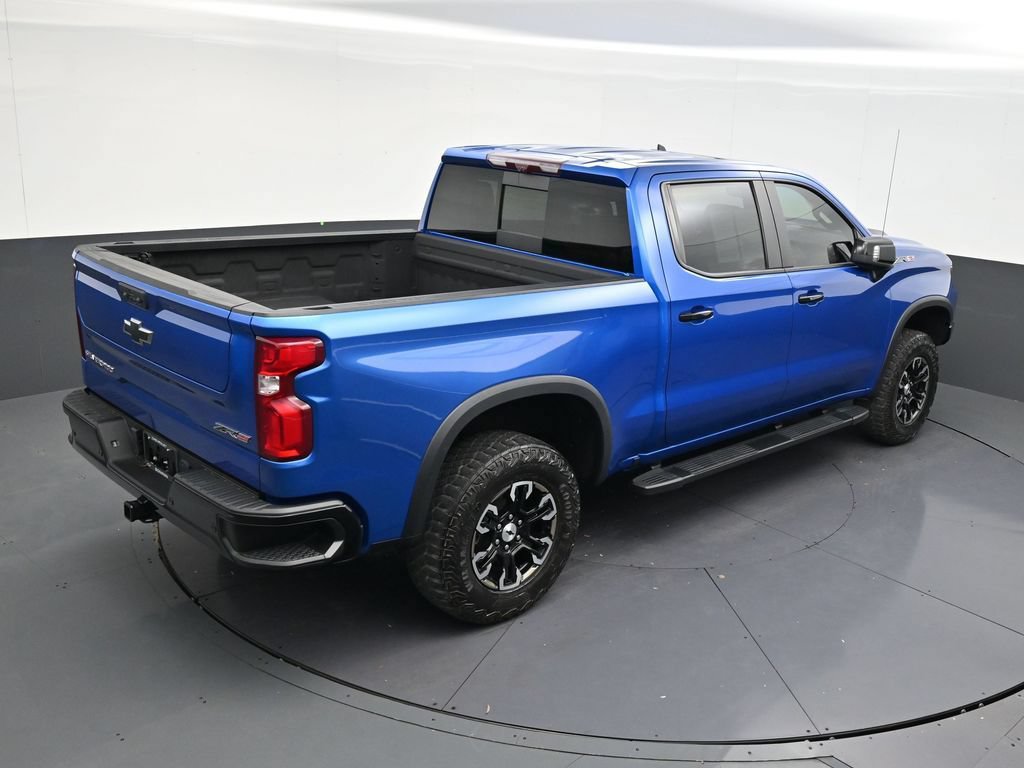 Used 2024 Chevrolet Silverado 1500 ZR2 w/ Technology Package AWD/4WD image 18