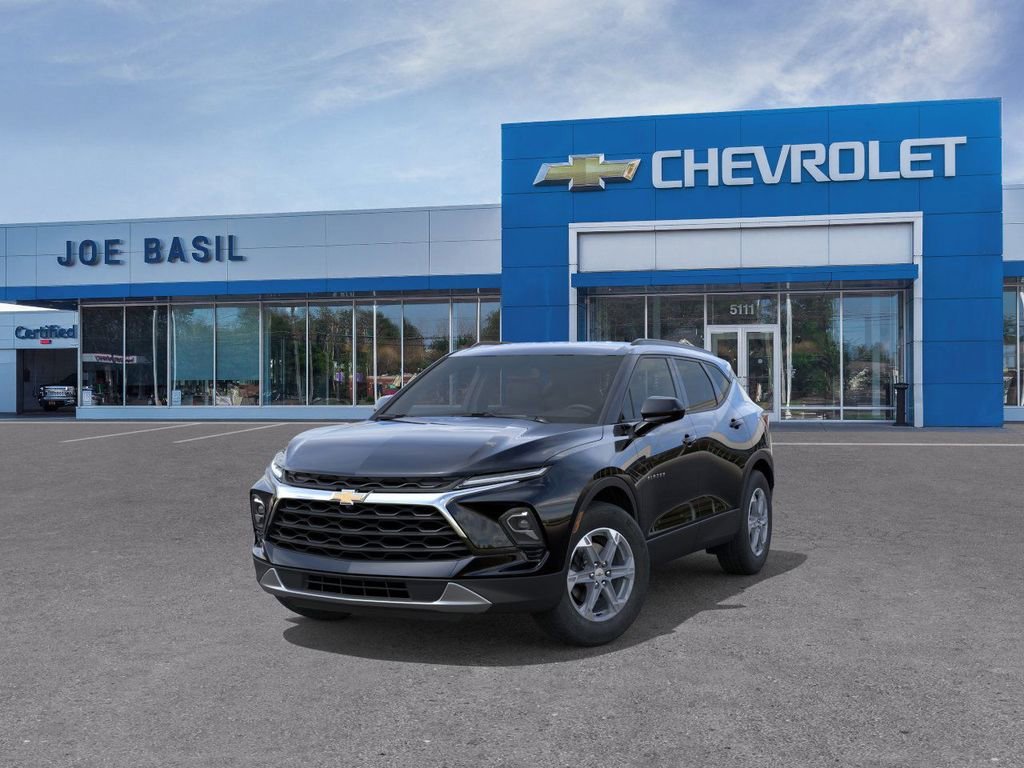 New 2026 Chevrolet Blazer LT w/ Convenience Package AWD/4WD image 8