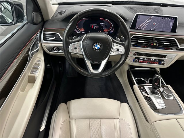 Used 2022 BMW 750i xDrive image 20