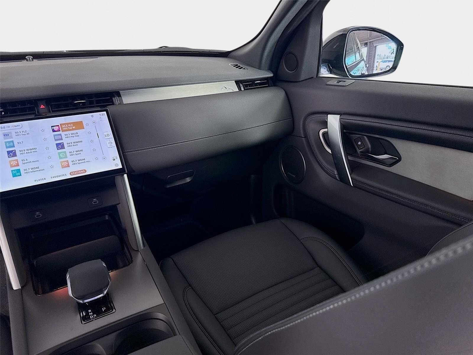 New 2026 Land Rover Discovery Sport Landmark AWD/4WD image 26
