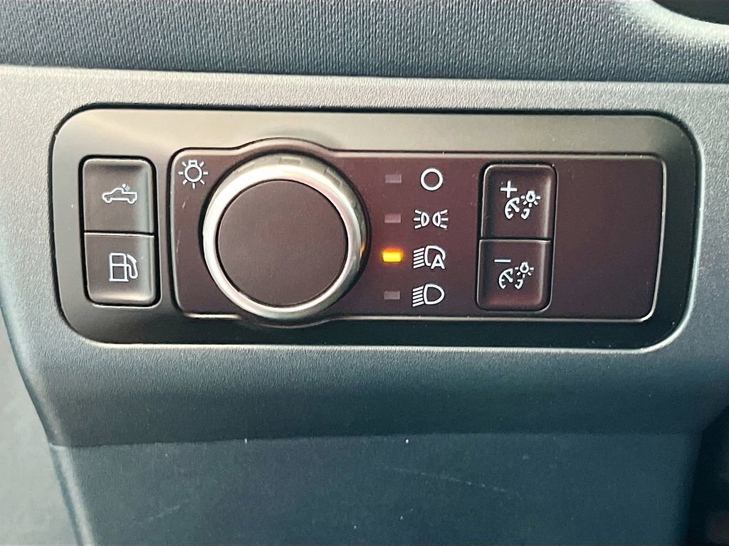 Used 2023 Ford Maverick XL image 10