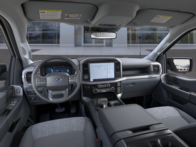 New 2025 Ford F150 Lightning XLT AWD/4WD image 9
