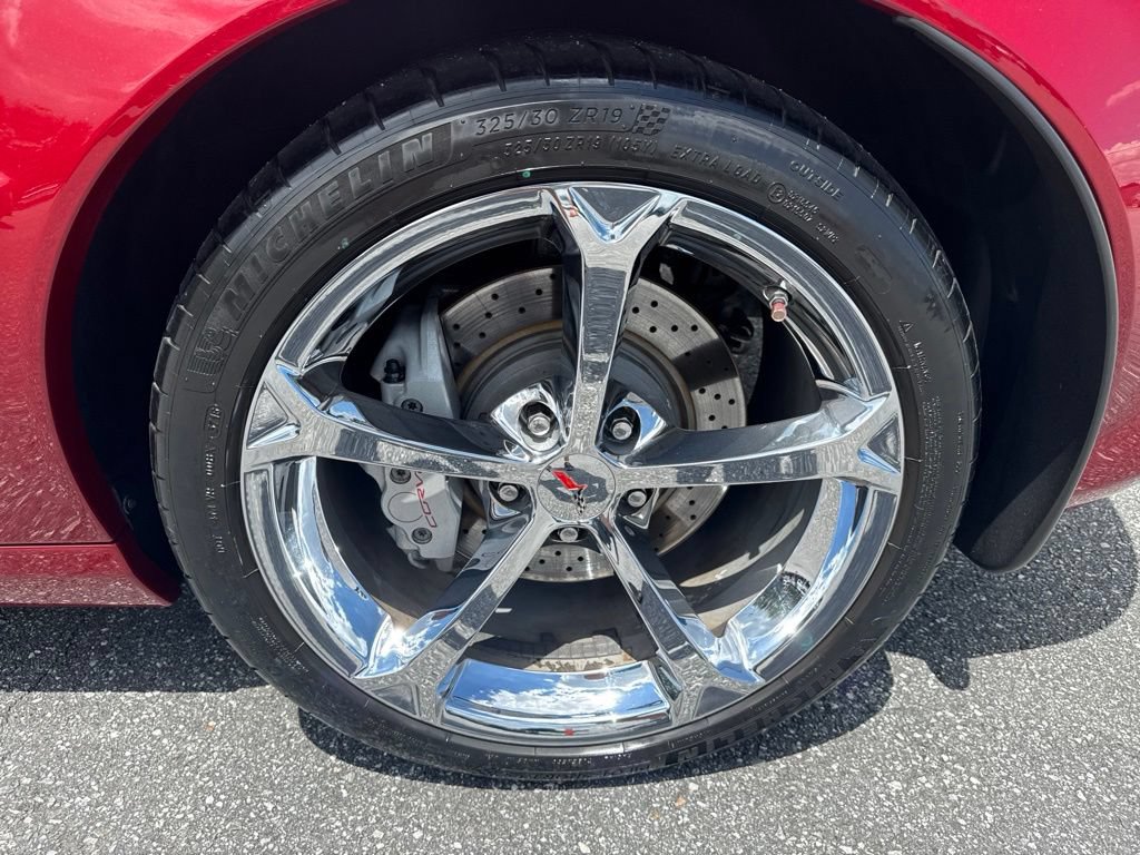 Used 2012 Chevrolet Corvette Grand Sport w/ 3LT Preferred Equipment Group RWD image 11