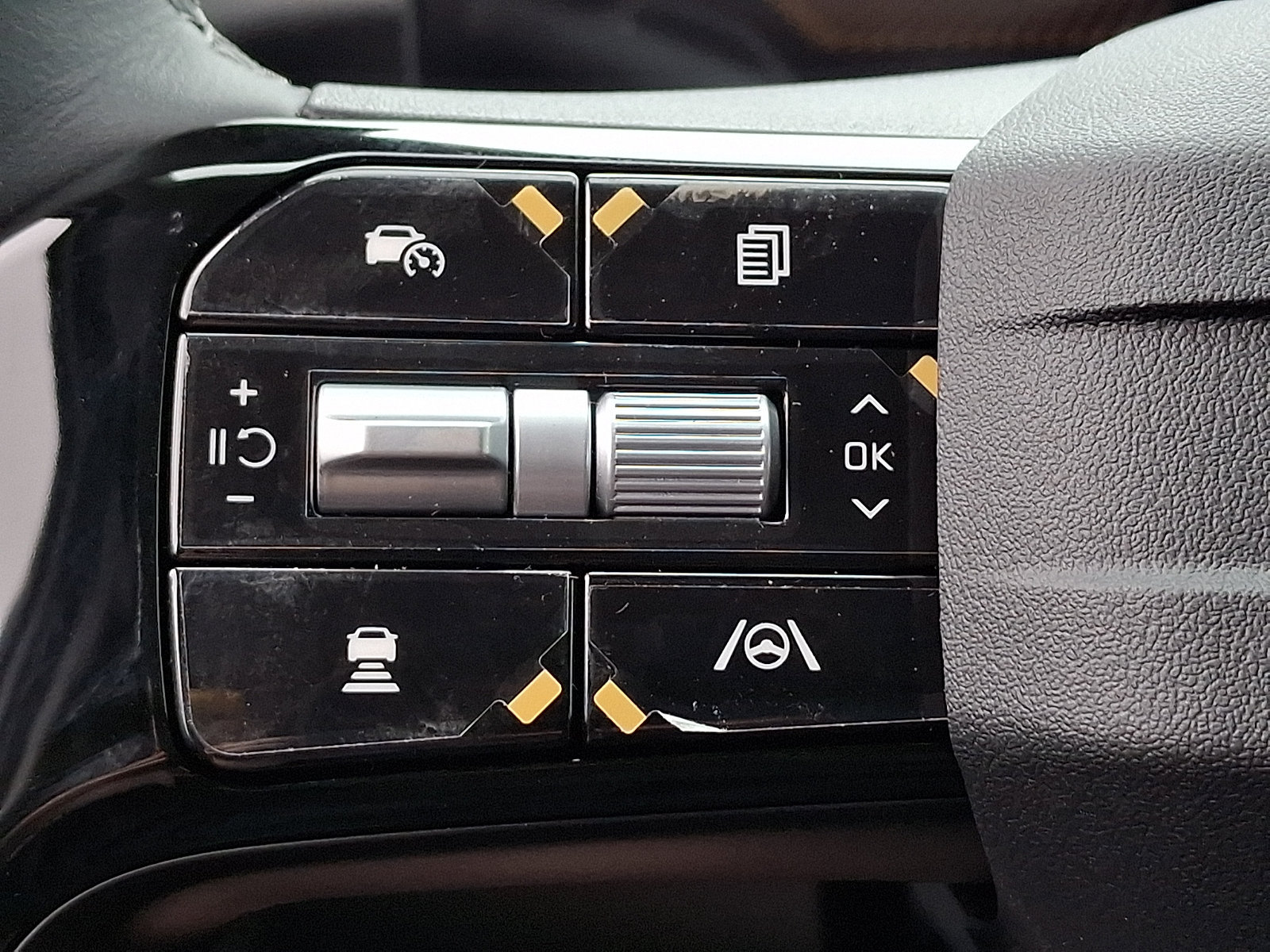 New 2026 Kia Sorento S AWD/4WD image 19