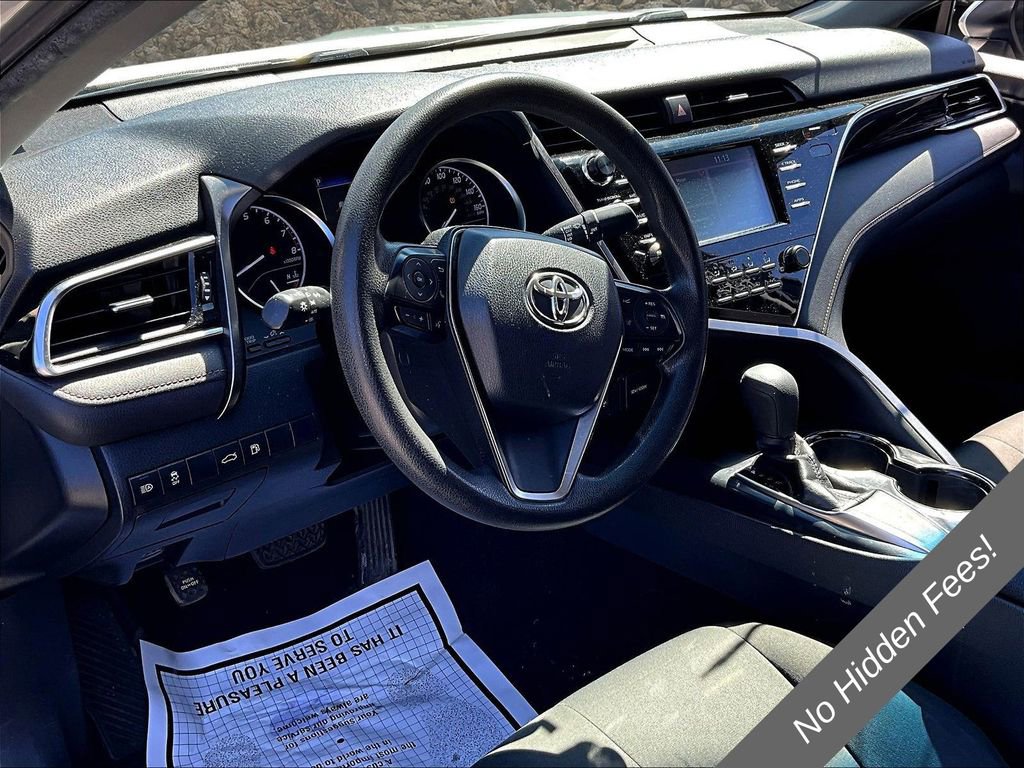Used 2018 Toyota Camry LE FWD image 10