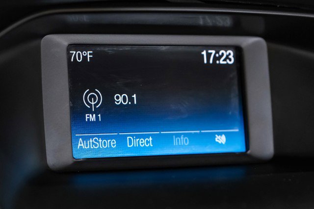Used 2018 Ford Focus SE w/ SE Appearance Package image 25