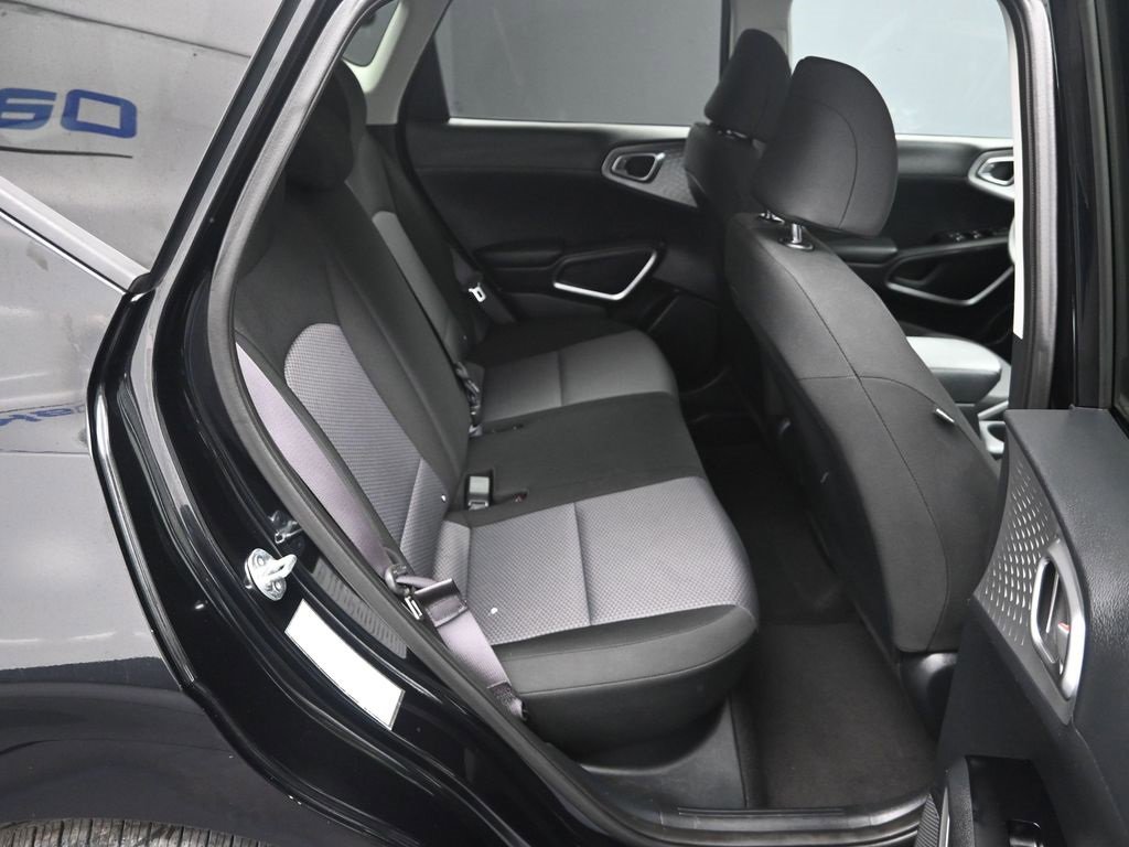 Certified 2024 Kia Soul LX w/ Option Group 015 image 30