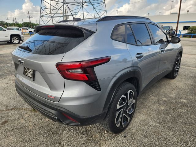 Used 2025 Chevrolet Trax RS w/ Sunroof Package image 5