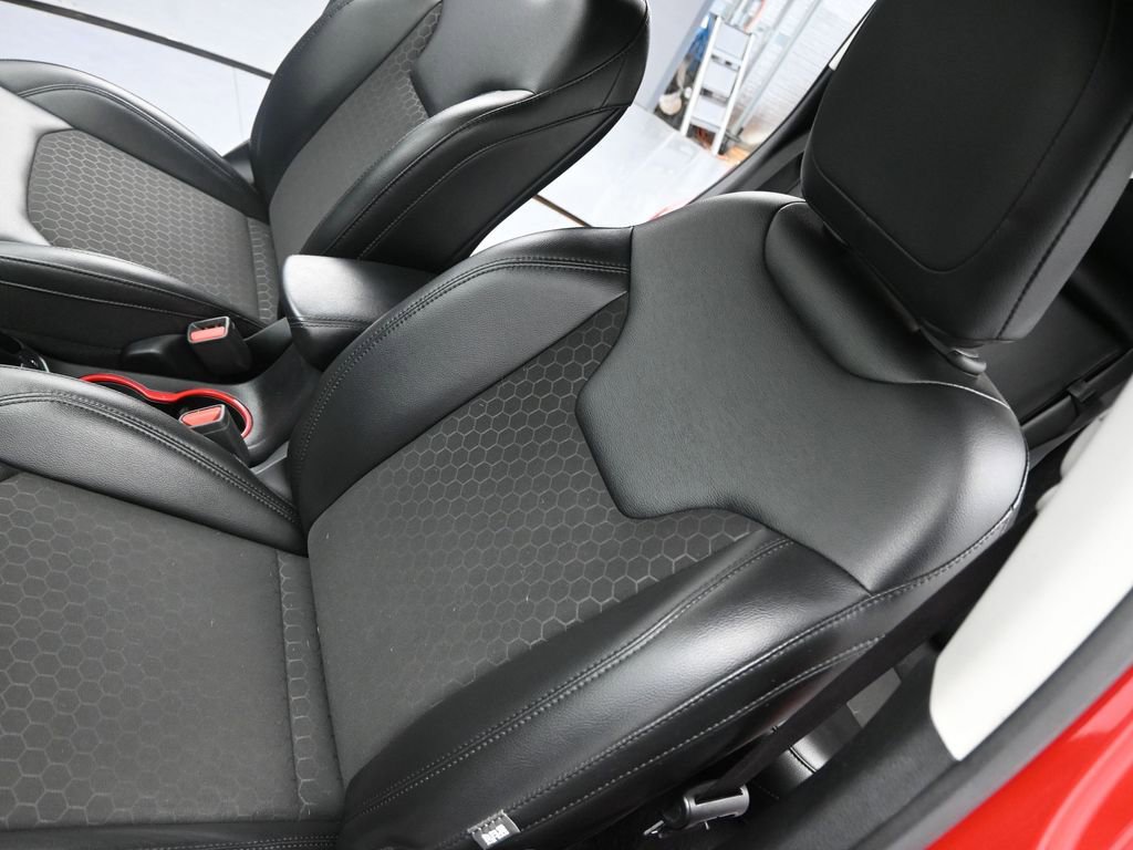 Used 2020 Jeep Compass Latitude image 9