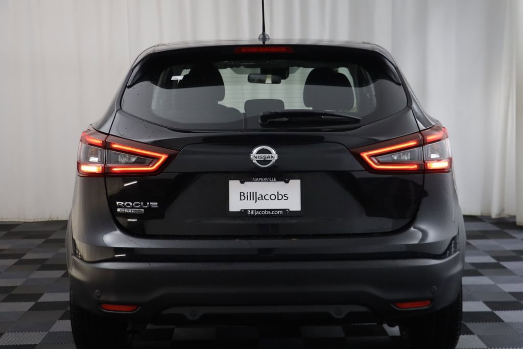 Used 2021 Nissan Rogue Sport S image 15