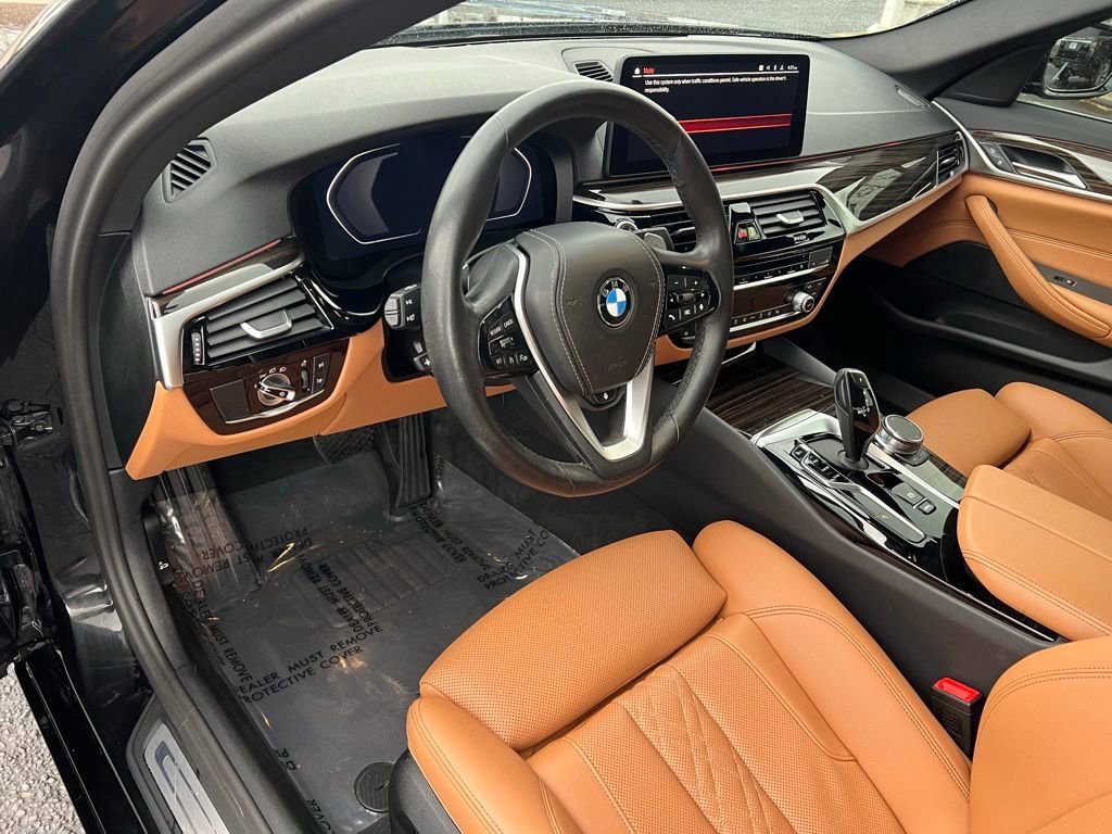 Used 2023 BMW 540i xDrive w/ Convenience Package image 9