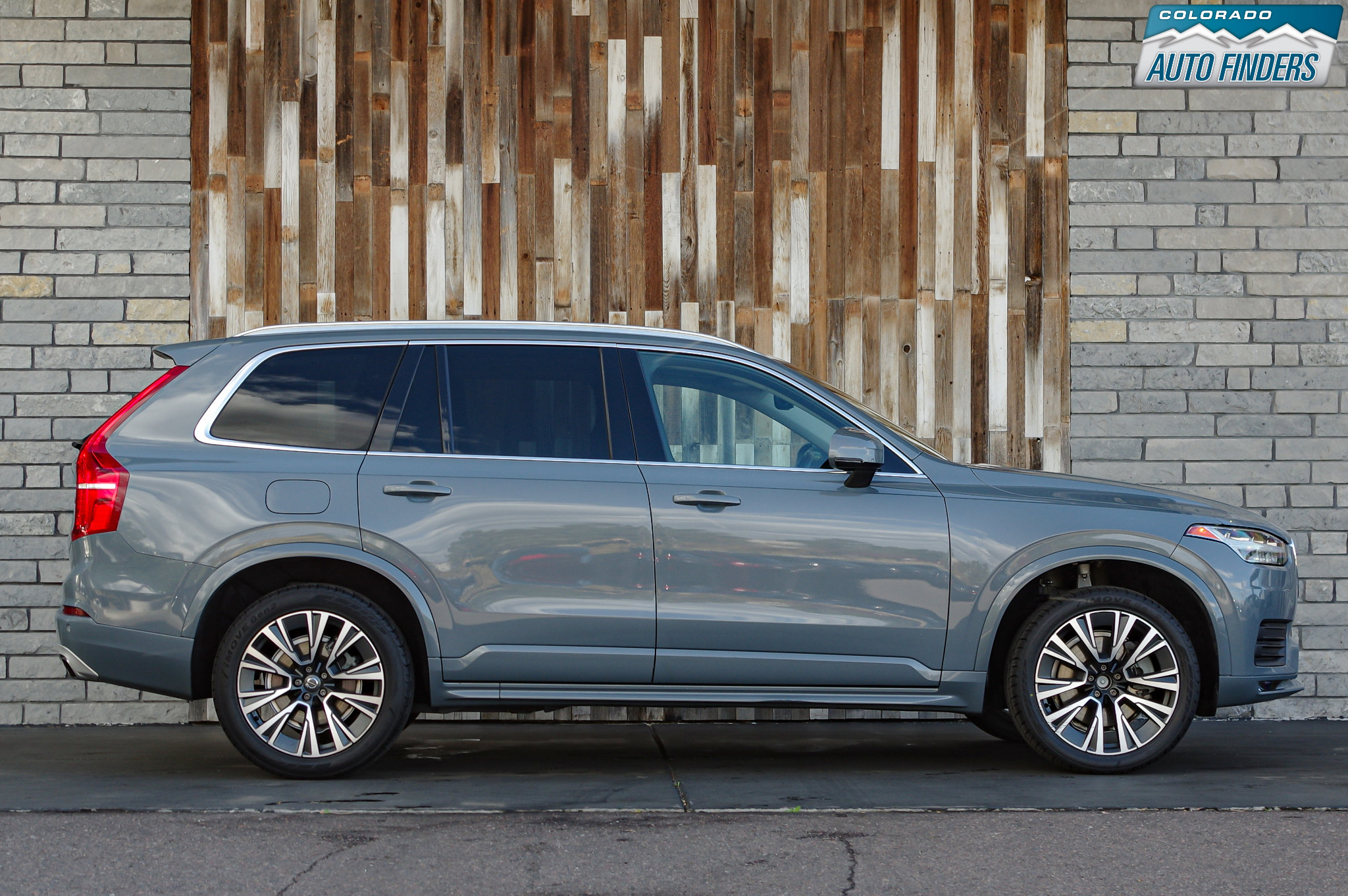 Used 2020 Volvo XC90 T5 Momentum image 8